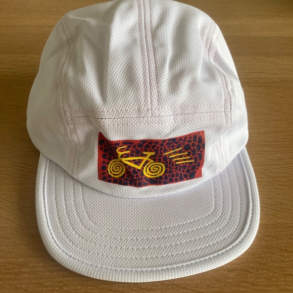 New Shredders Digest Cycling Cap Hat White - Picture 3 of 9